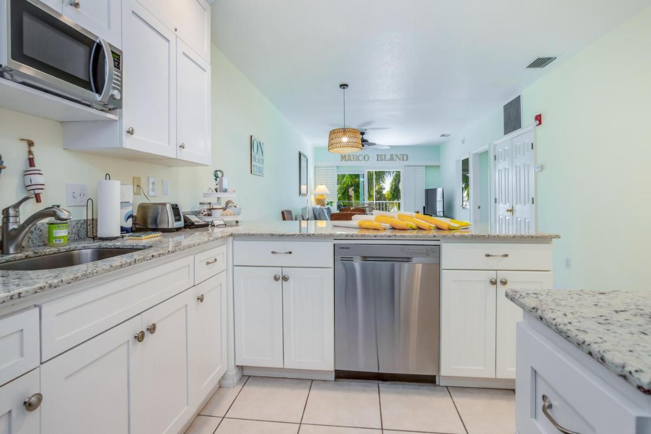 Apartamento Sunshine On My Shoulders Marco Island Exterior foto